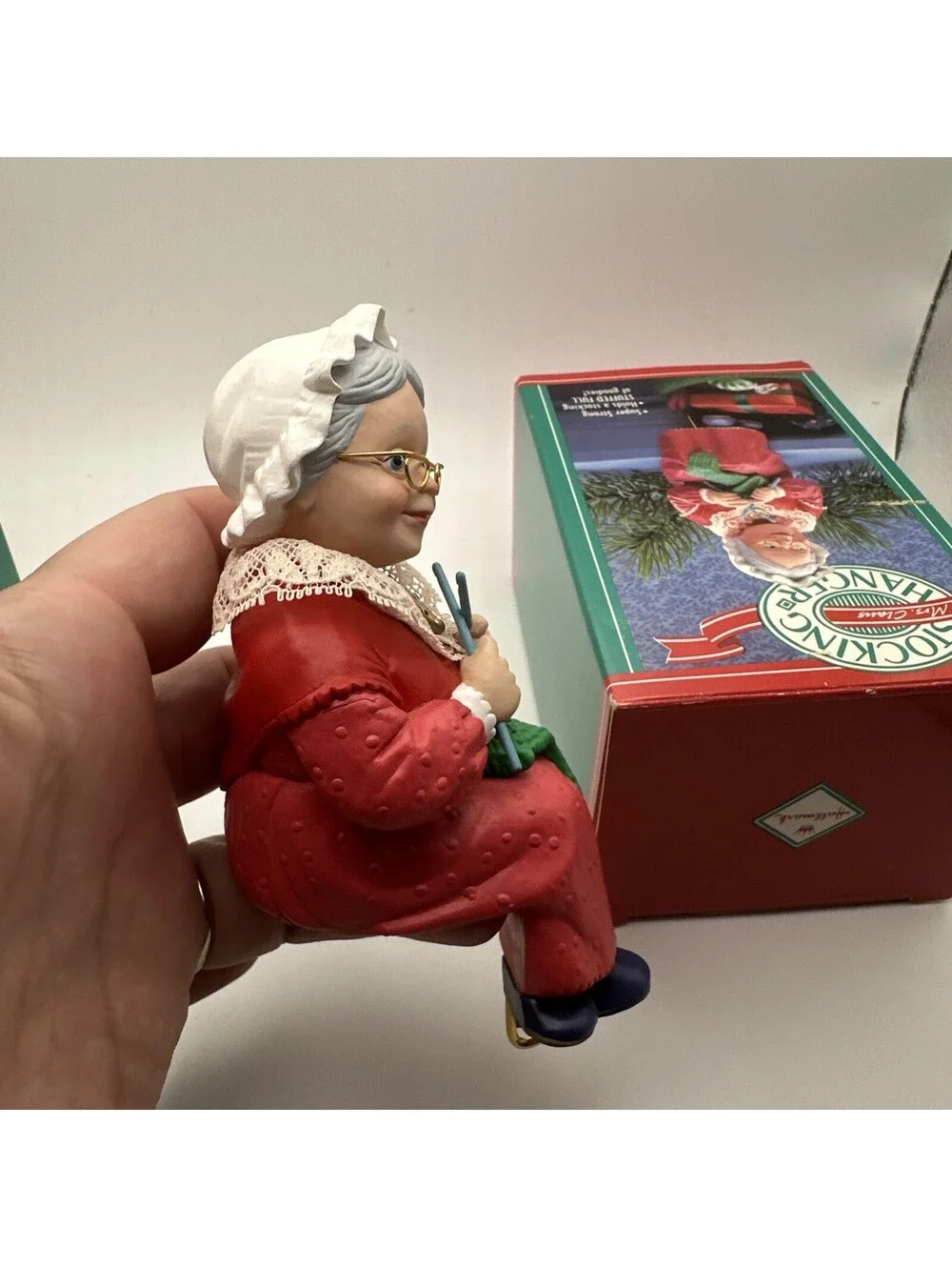 Hallmark Mr and Mrs Santa Claus Christmas Stocking Hangers (2 Lot) 1988